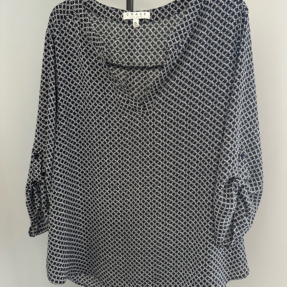 Chaus Black and White Women's Top